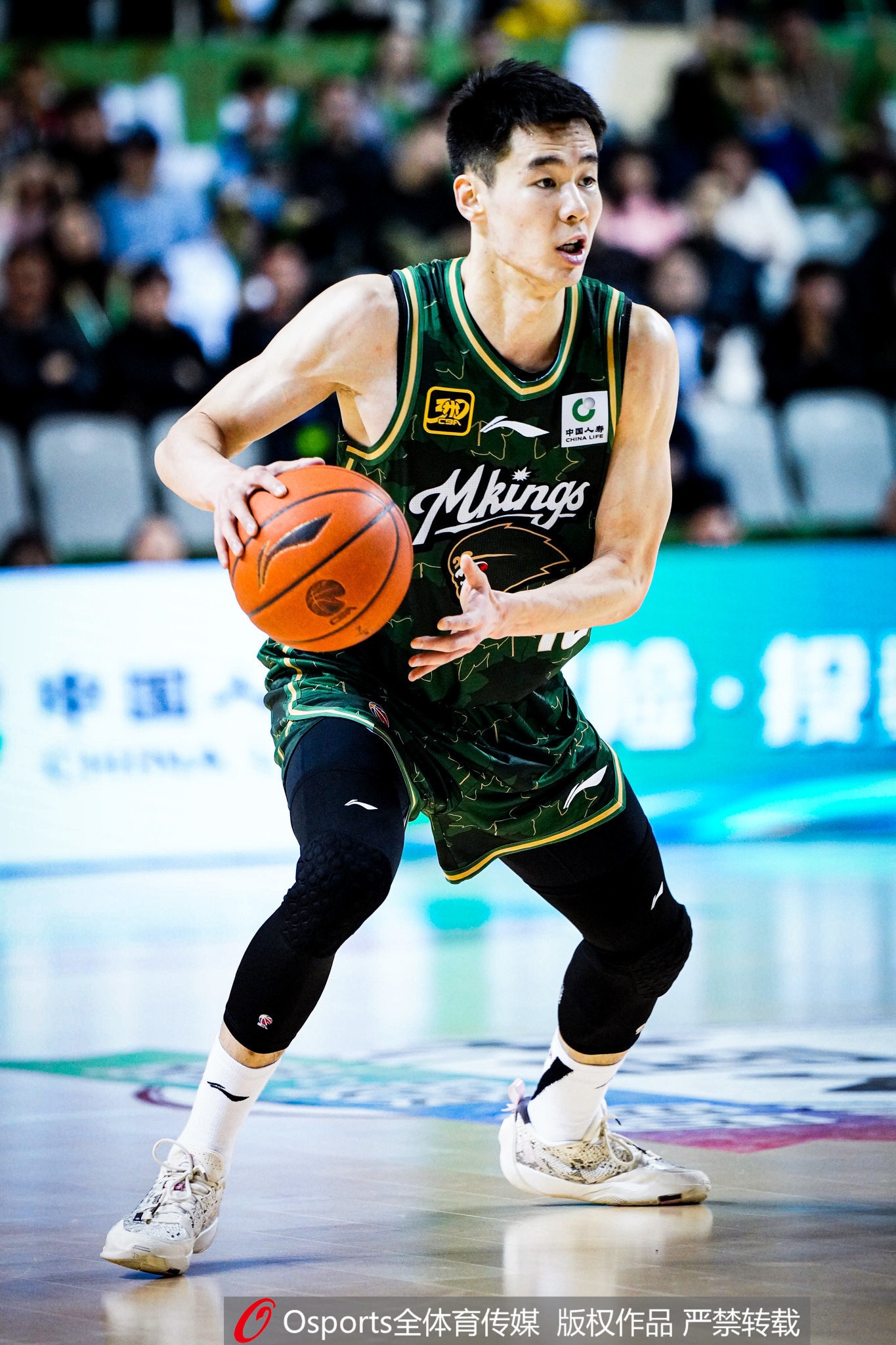 不让打了吗？开局1分钟郭昊文&amp;赵柏清冲突 双双被换下再未上场