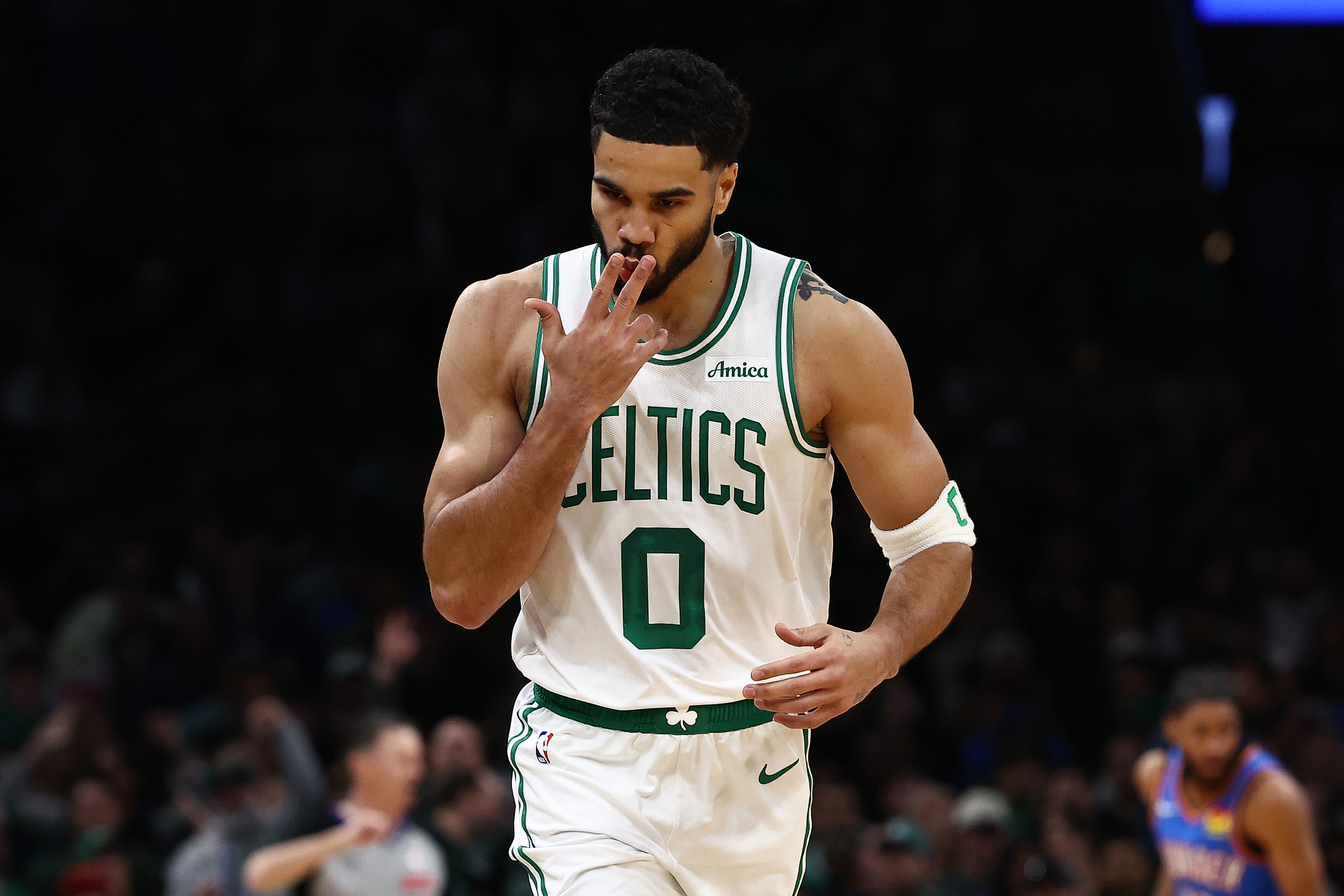 能攻善传！塔图姆15中7拿到23分13板7助3断 正负值+13