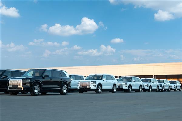 开云入口-50万级销冠极氪9X疯狂收割BBA用户！极氪3月交付新车29318辆 暴增90%